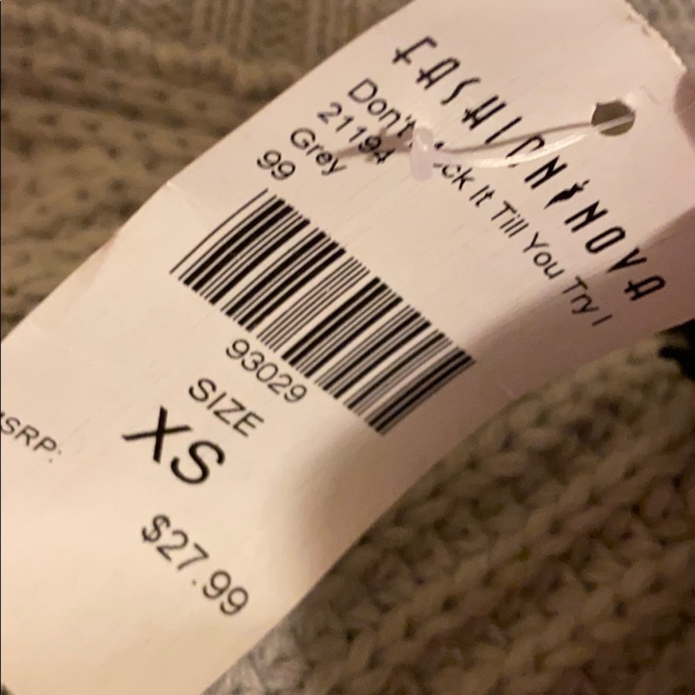 Fashion nova half sweater (s)